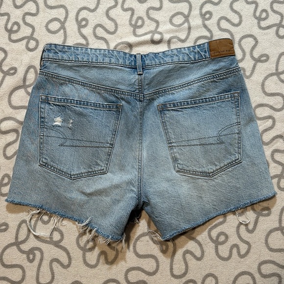 American Eagle Tomgirl Short - Picture 2 of 6